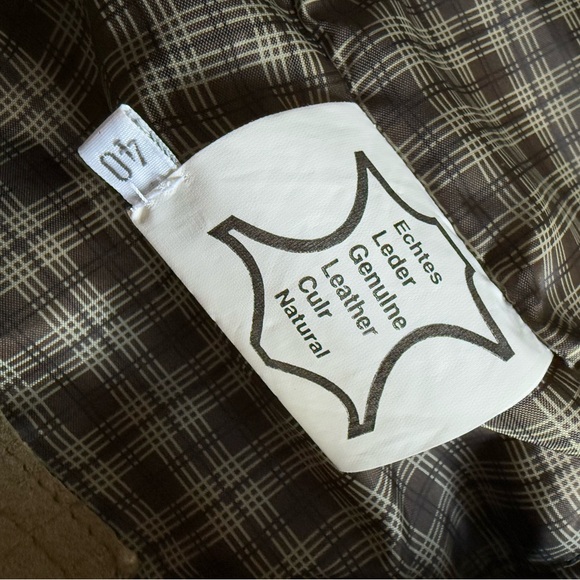 BEIGE GENUINE LEATHER VEST  SZ M - Picture 8 of 12